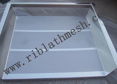 1m width Decorative SS Perforated Metal Mesh Multi Shaped Holes Available
