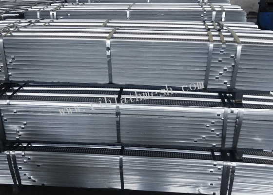 90mm Rib Distance Hy Rib Mesh 450mm Width 0.4mm Thickness For Construction
