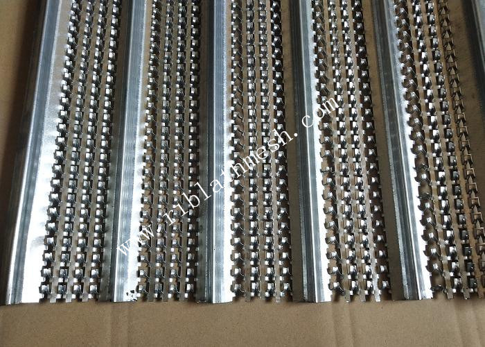 Steel Rib Form Work 2.4m Length High Ribbed Formwork 3.39kgs / M2 Construction 0.45m Width