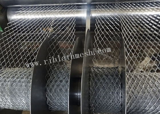 480g/M2 Galvanized 0.35mm Thickness Brick Wall Mesh 15m Length